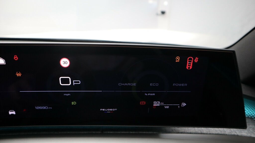 Peugeot 5008 1.2 Hybrid 145 Allure E-dsc6 Grey #16