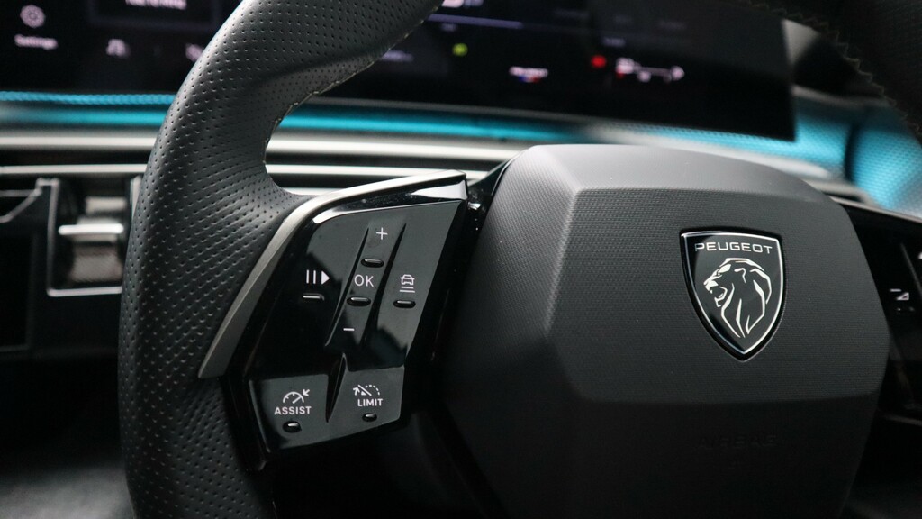Peugeot 5008 1.2 Hybrid 145 Allure E-dsc6 Grey #12