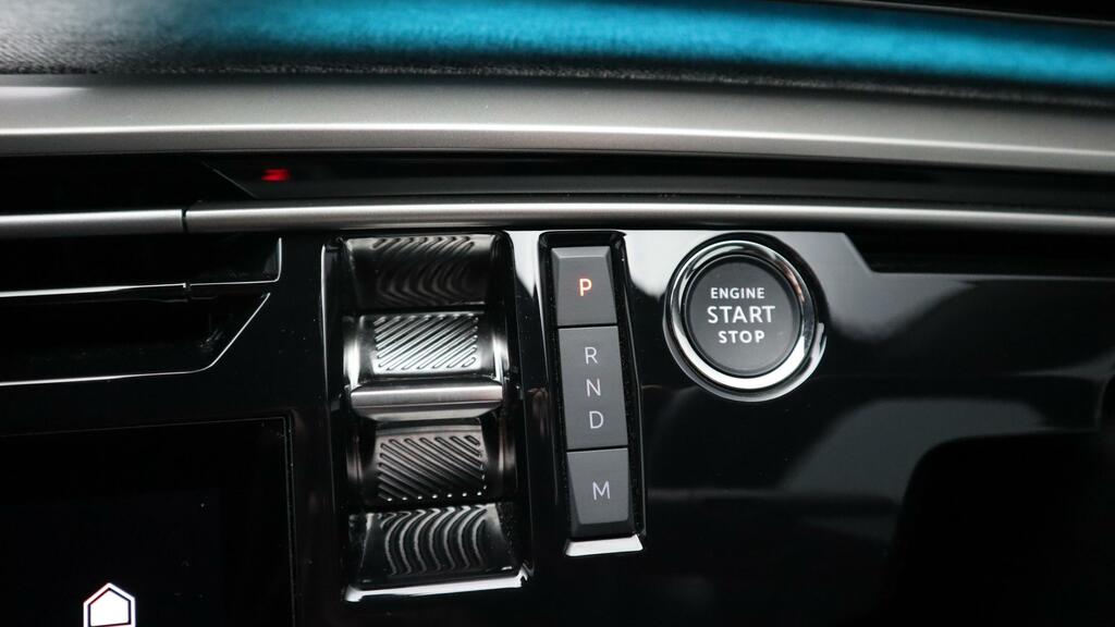 Peugeot 5008 1.2 Hybrid 145 Allure E-dsc6 Grey #29