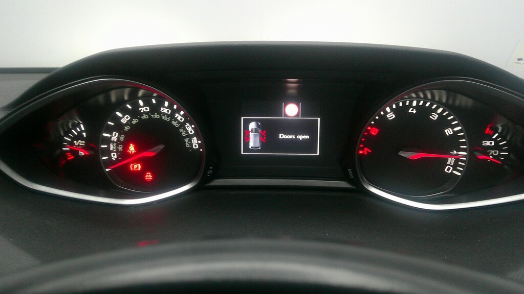 Peugeot 308 1.5Bhdi 130Hp Allure Due In Black #15