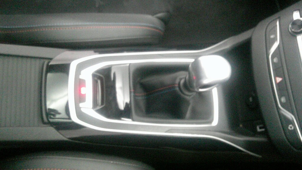 Peugeot 308 1.5Bhdi 130Hp Allure Due In Black #19