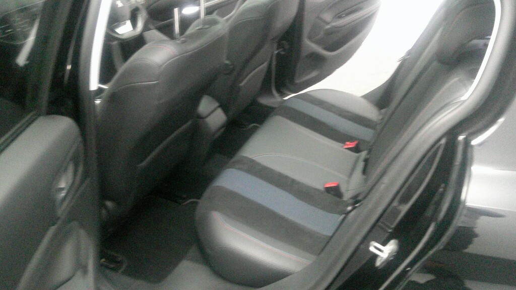 Peugeot 308 1.5Bhdi 130Hp Allure Due In Black #21