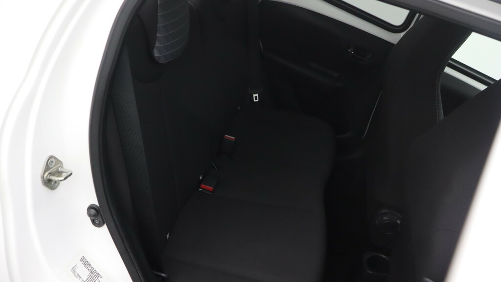 Peugeot 108 Peugeot 108 1.0 Allure Hatchback Red #24