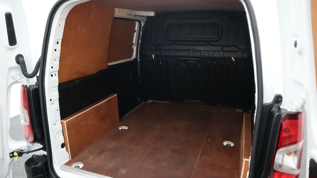 Citroen Berlingo White #17