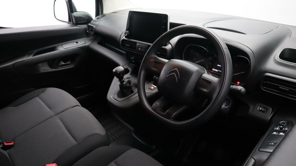 Citroen Berlingo White #9