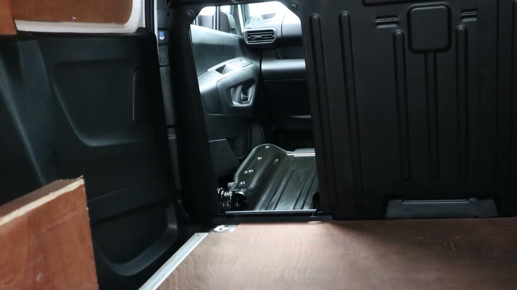 Citroen Berlingo White #15