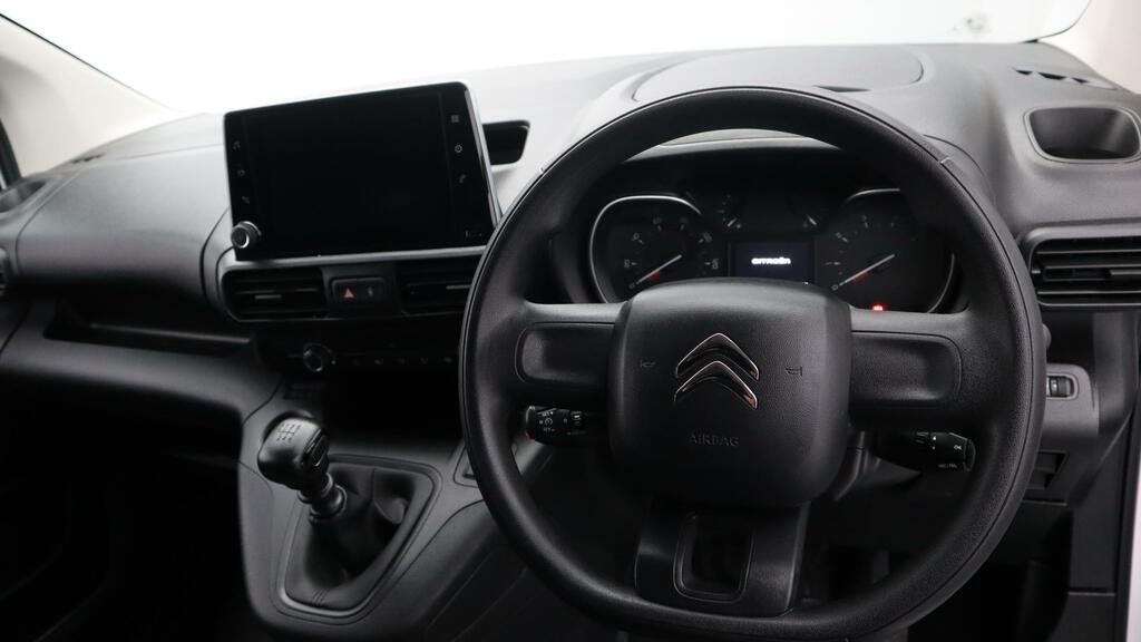Citroen Berlingo White #19