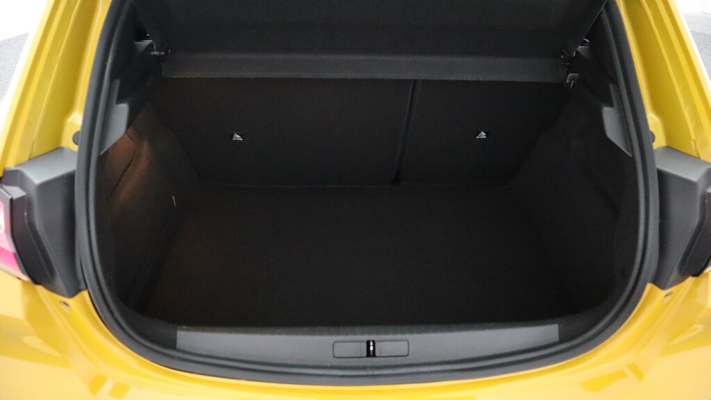 Peugeot 208 Access Grey #31
