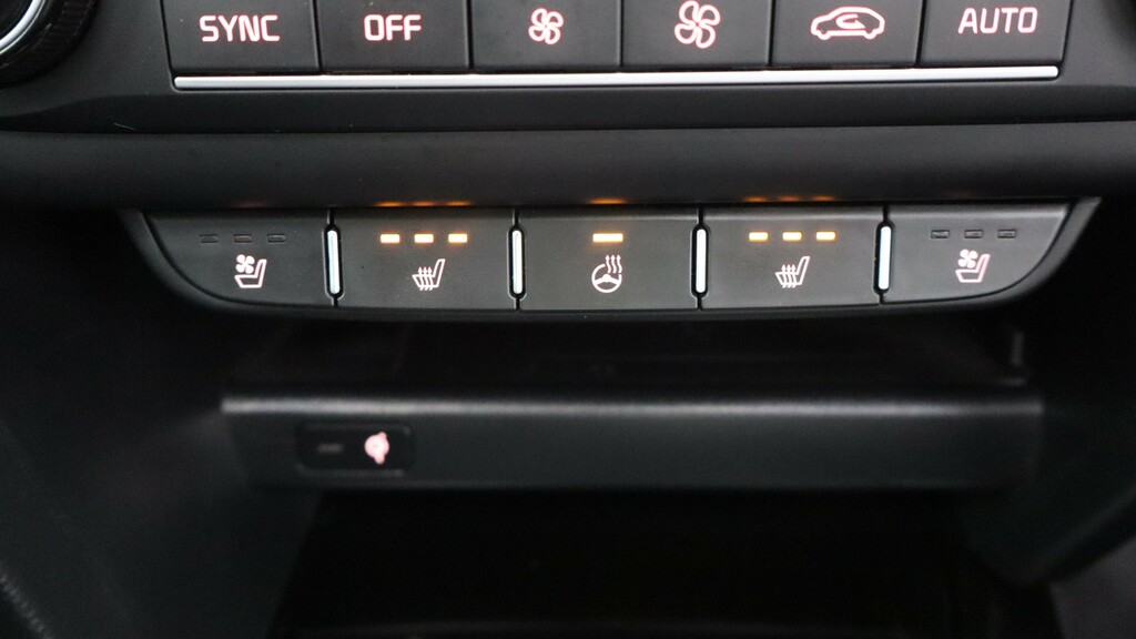 Kia Xceed 1.0 T-gdi Isg 2 White #23