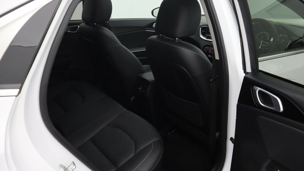 Kia Xceed 1.0 T-gdi Isg 2 White #37