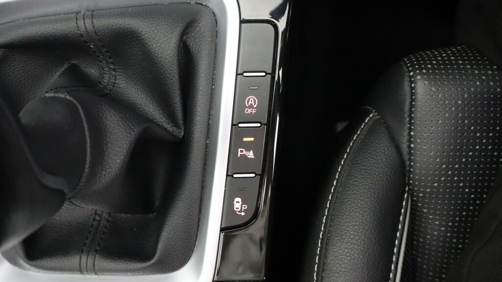 Kia Xceed 1.0 T-gdi Isg 2 White #25