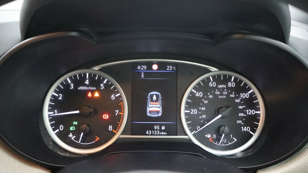 Nissan Micra Acenta Orange #17
