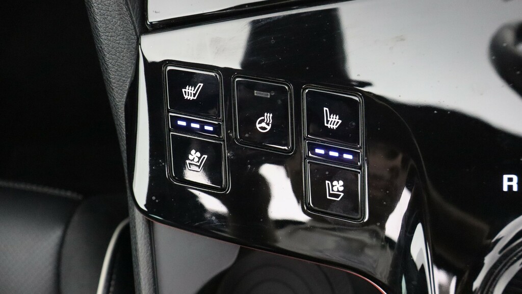 Kia Sportage 2 White #27