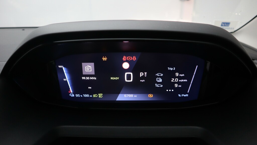 Peugeot e-Rifter Mpv White #16