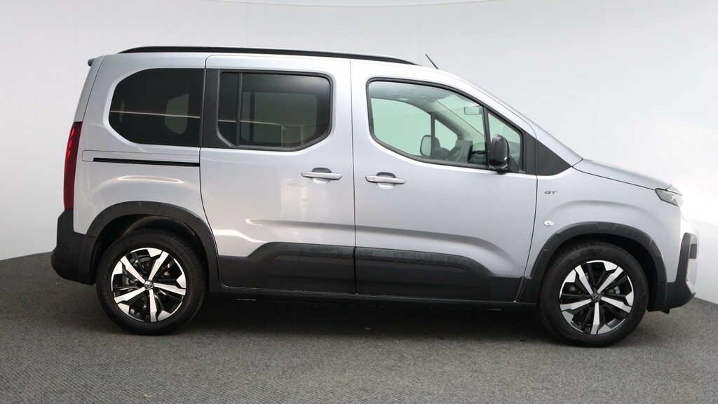 Peugeot e-Rifter Mpv White #2