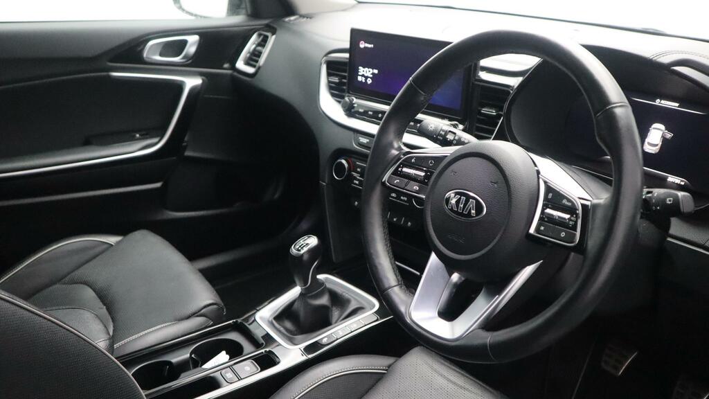 Kia Xceed 1.5T Gdi Isg 4 Red #10