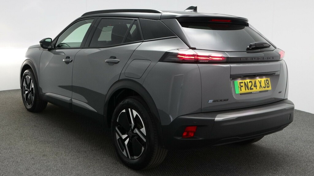 Peugeot e-2008 54Kwh Active Suv Black #5