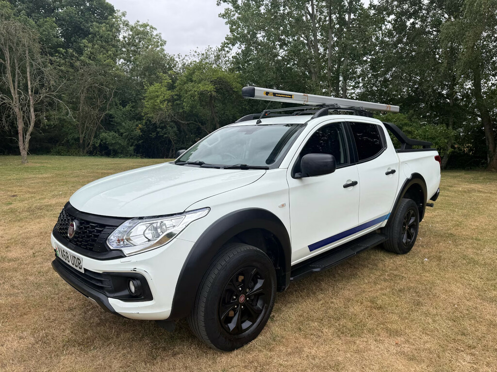 Fiat Fullback 2.4 180Hp Cross Double Cab Pick Up Pick Up Di White