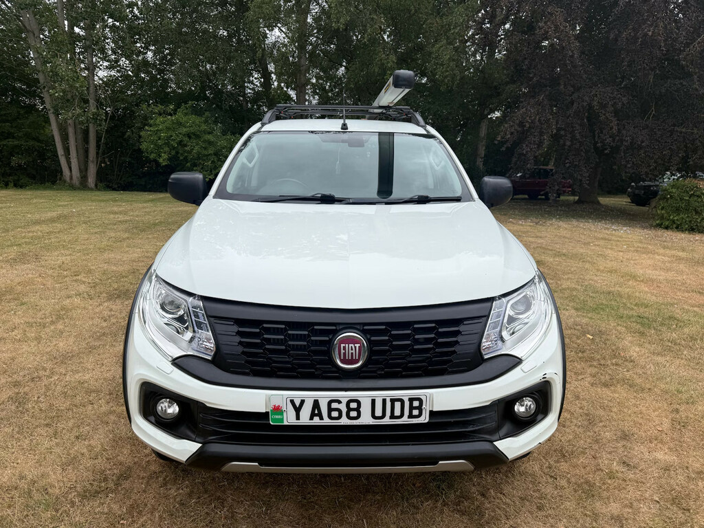Fiat Fullback 2.4 180Hp Cross Double Cab Pick Up Pick Up Di White #2