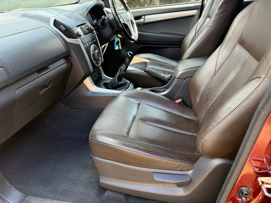 Isuzu D-Max D-max 2.5 Td Yukon Double Cab Pickup Ma Silver #8