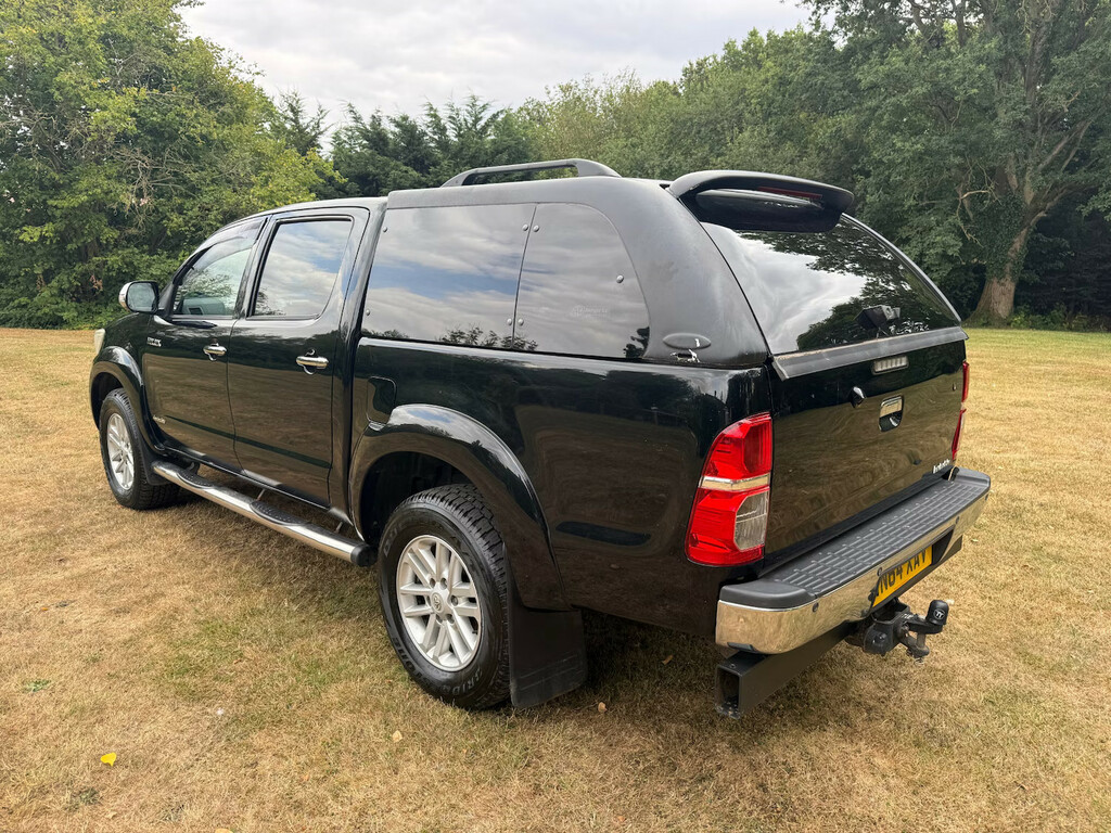 Toyota HILUX Invincible D Cab Pick Up 3.0 D-4d 4Wd 171 Pick Up Black #4