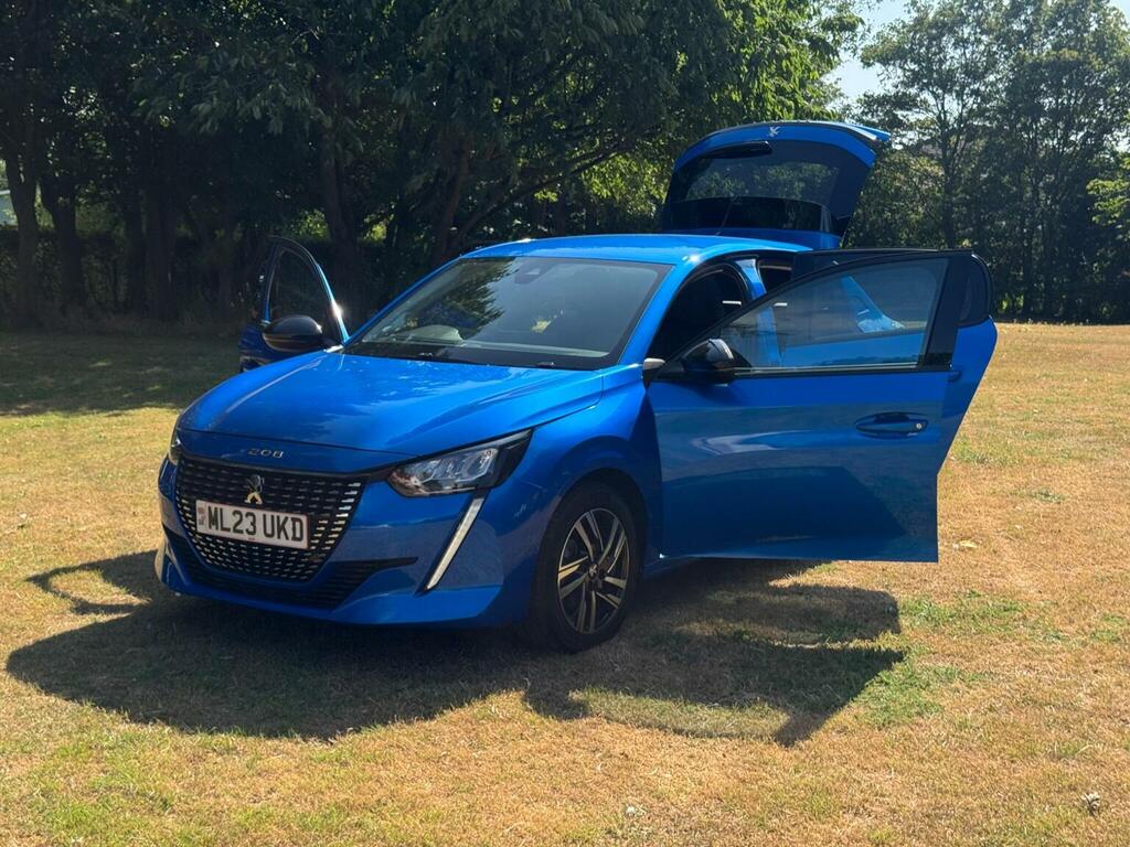 Peugeot 208 Hatchback 1.2 Puretech Allure Premium Euro 6 S Blue #4