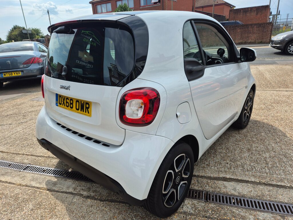 Smart Fortwo Coupe 1.0 Prime Premium Coupe Twinamic Euro White #6
