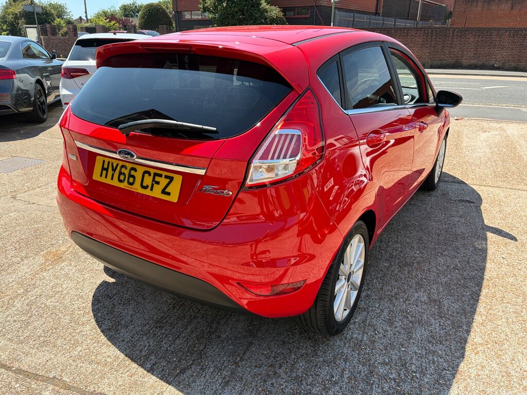 Ford Fiesta 1.0T Ecoboost Titanium Hatchback Red #6