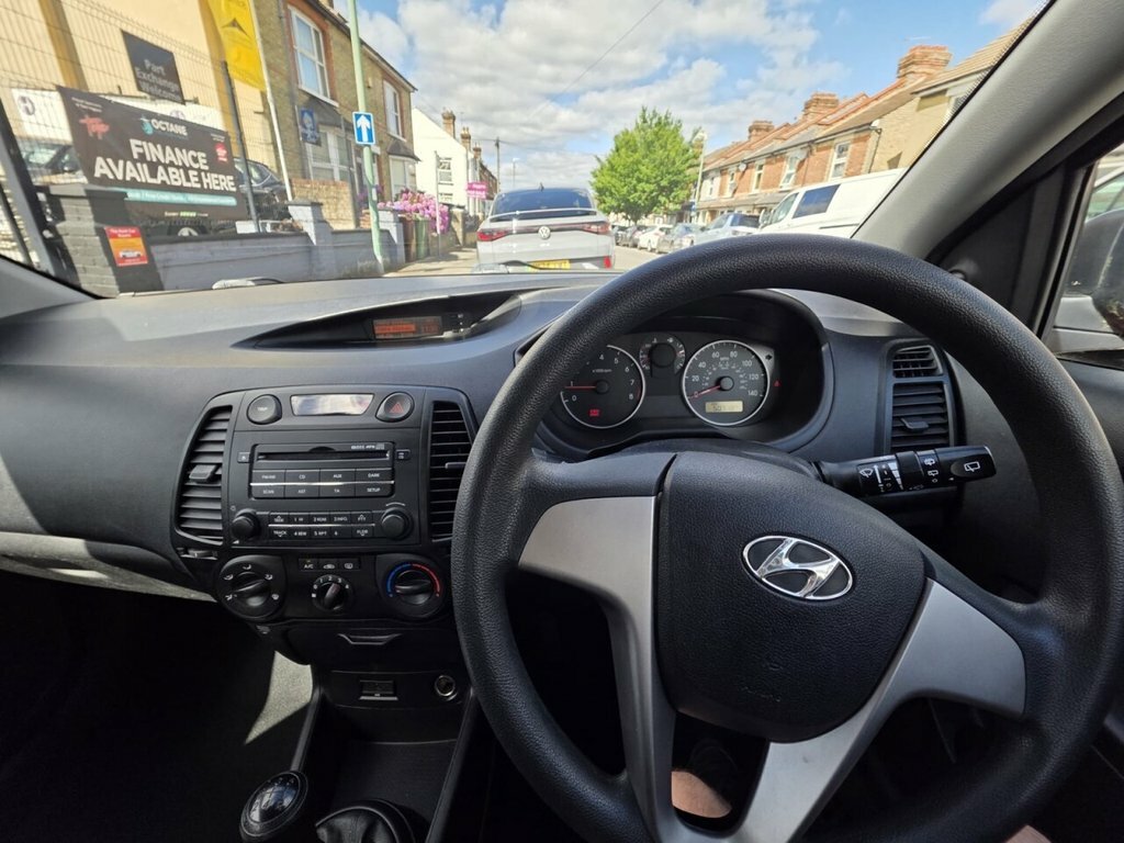 Hyundai I20 1.4 Comfort Euro 4 Blue #51