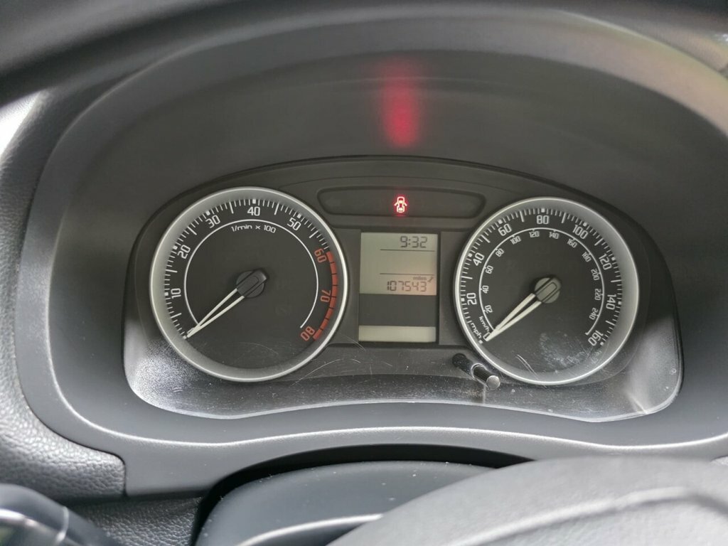 Skoda Roomster 1.6 16V 3 Tiptronic Grey #60