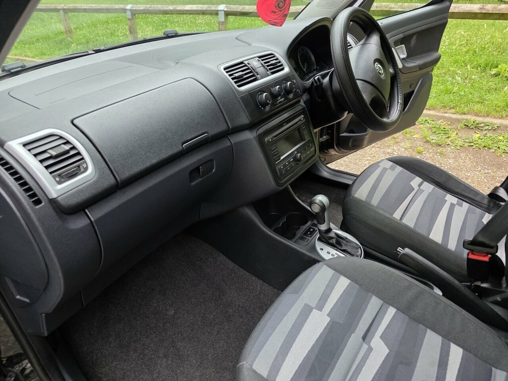 Skoda Roomster 1.6 16V 3 Tiptronic Grey #97