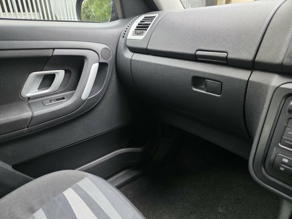 Skoda Roomster 1.6 16V 3 Tiptronic Grey #68