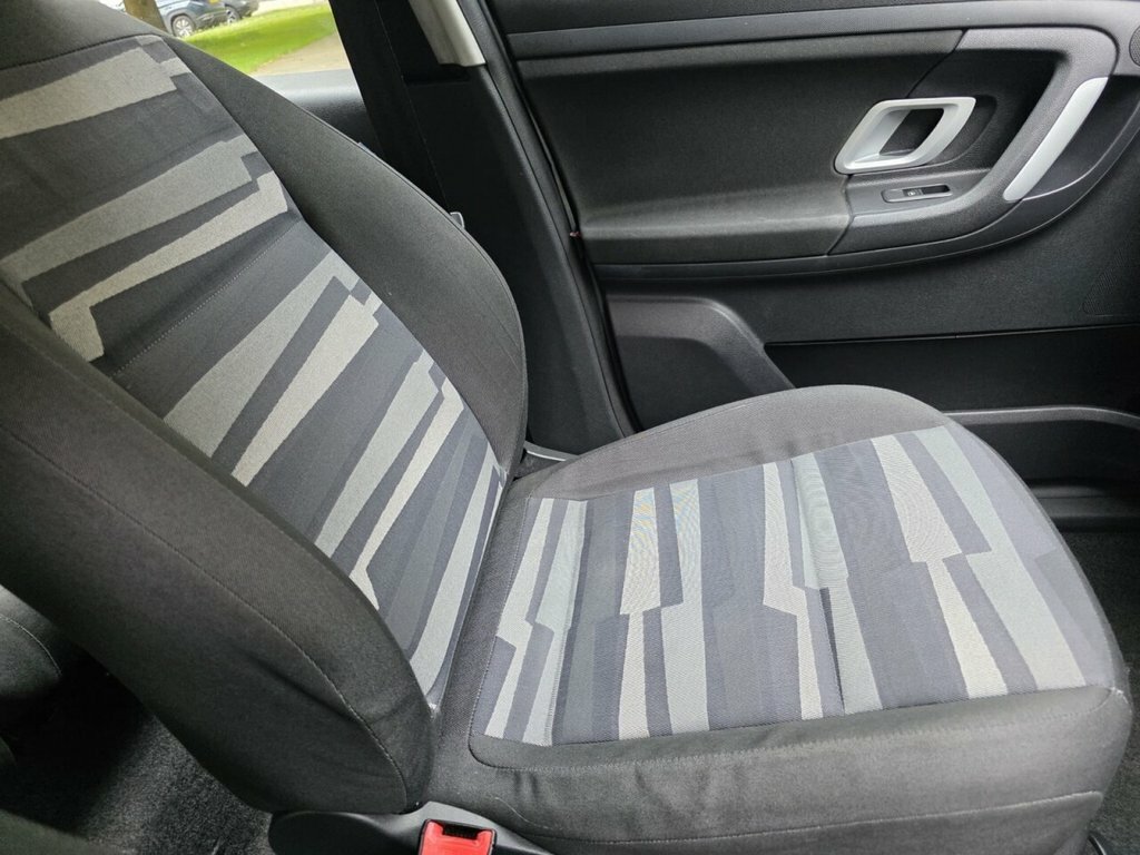 Skoda Roomster 1.6 16V 3 Tiptronic Grey #49