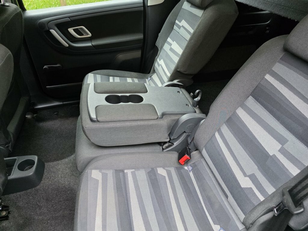 Skoda Roomster 1.6 16V 3 Tiptronic Grey #82