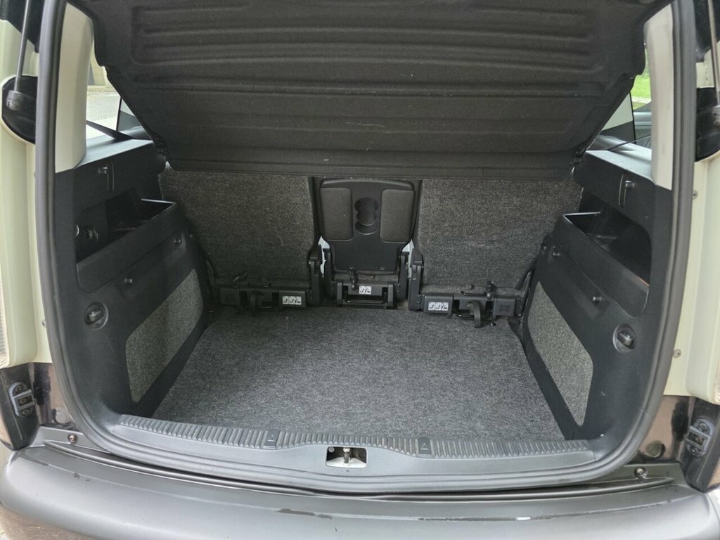 Skoda Roomster 1.6 16V 3 Tiptronic Grey #29