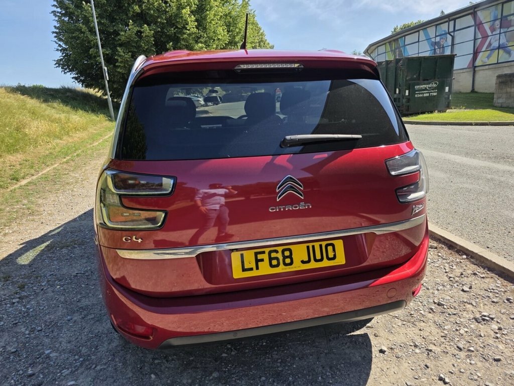 Citroen Grand C4 Picasso Feel Red #77