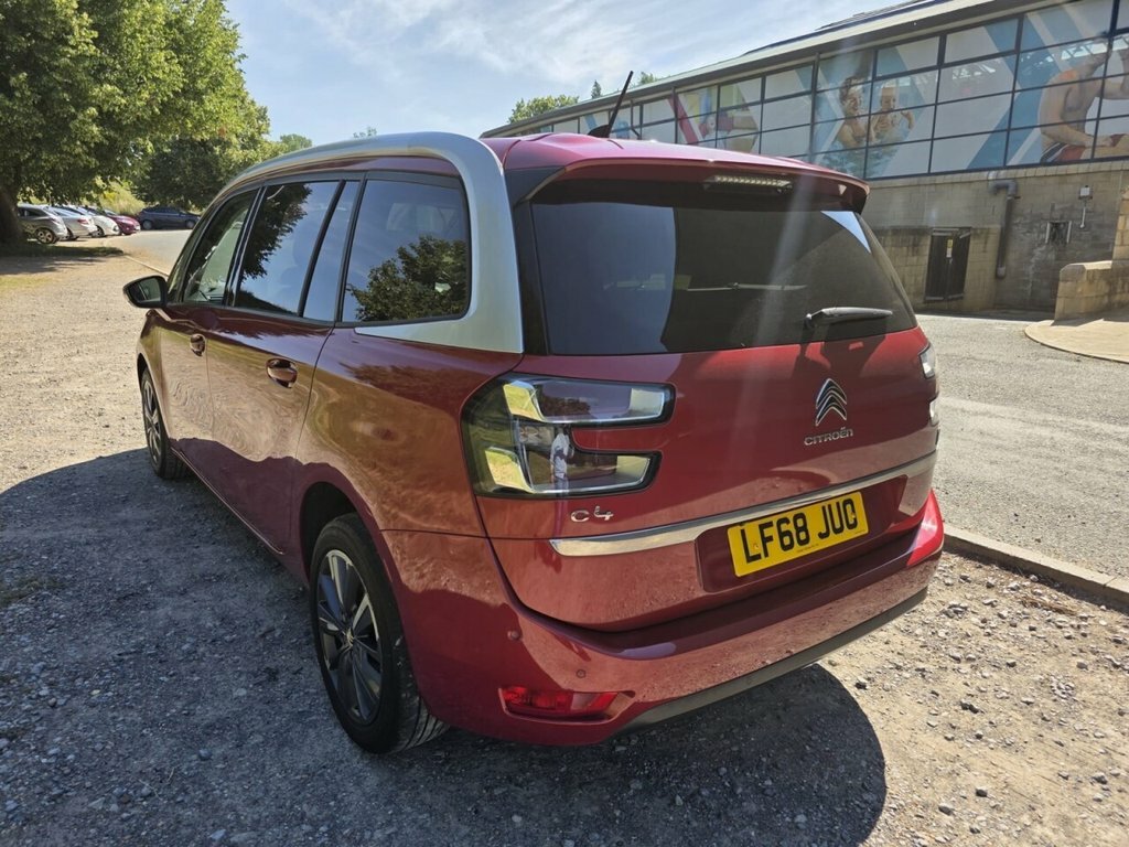 Citroen Grand C4 Picasso Feel Red #74
