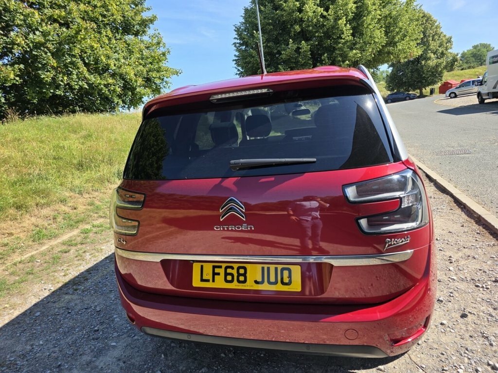 Citroen Grand C4 Picasso Feel Red #75