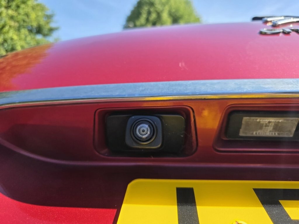Citroen Grand C4 Picasso Feel Red #51