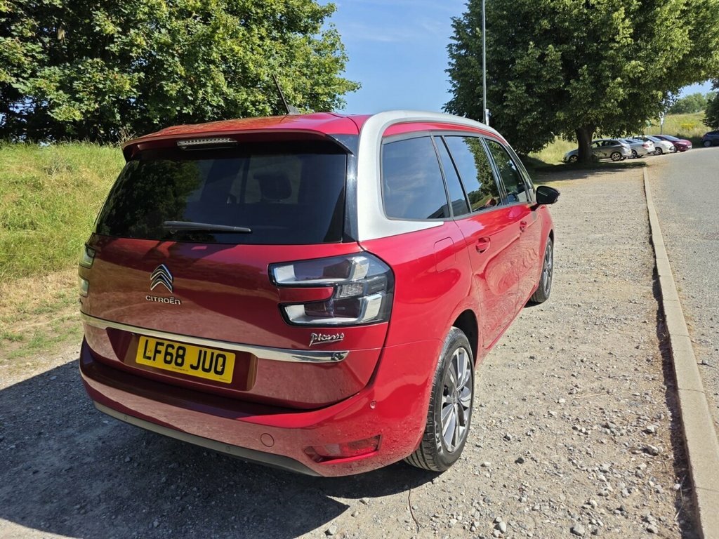 Citroen Grand C4 Picasso Feel Red #69