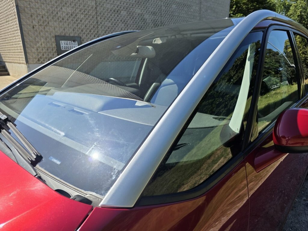 Citroen Grand C4 Picasso Feel Red #62