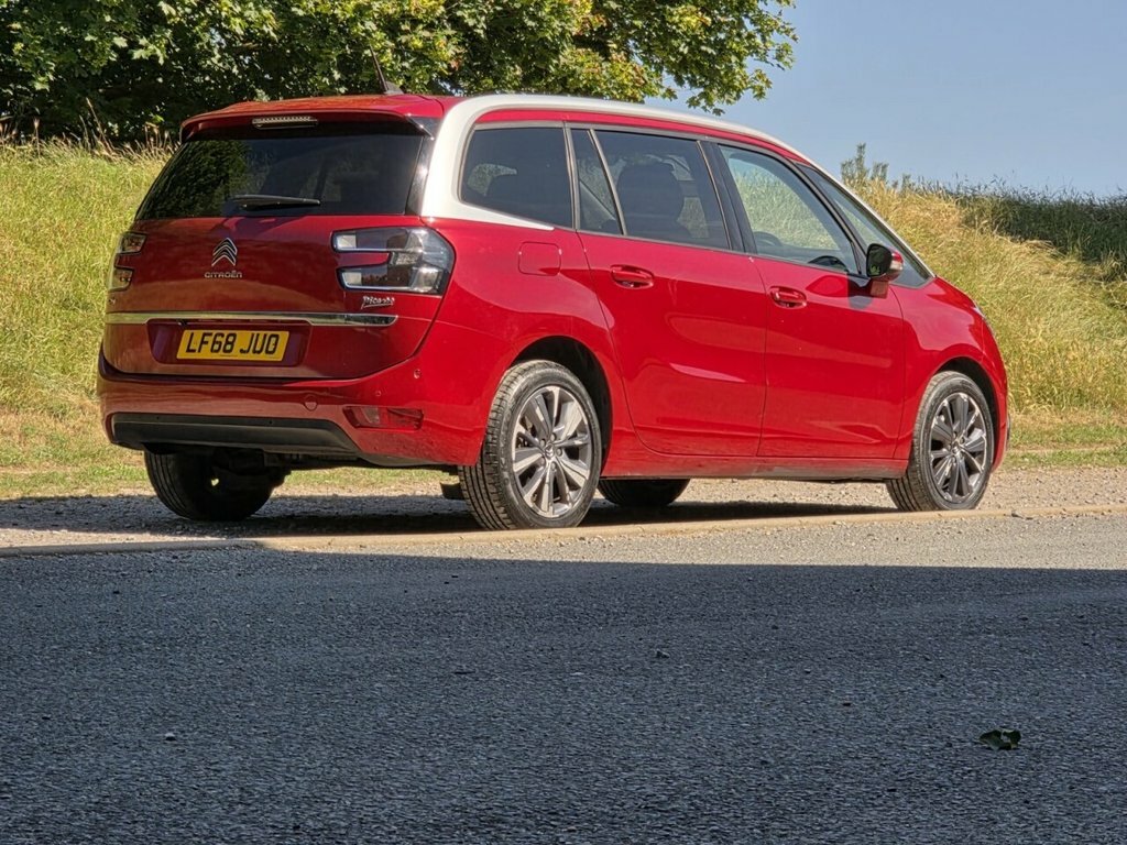 Citroen Grand C4 Picasso Feel Red #72