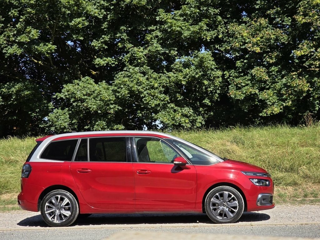 Citroen Grand C4 Picasso Feel Red #83