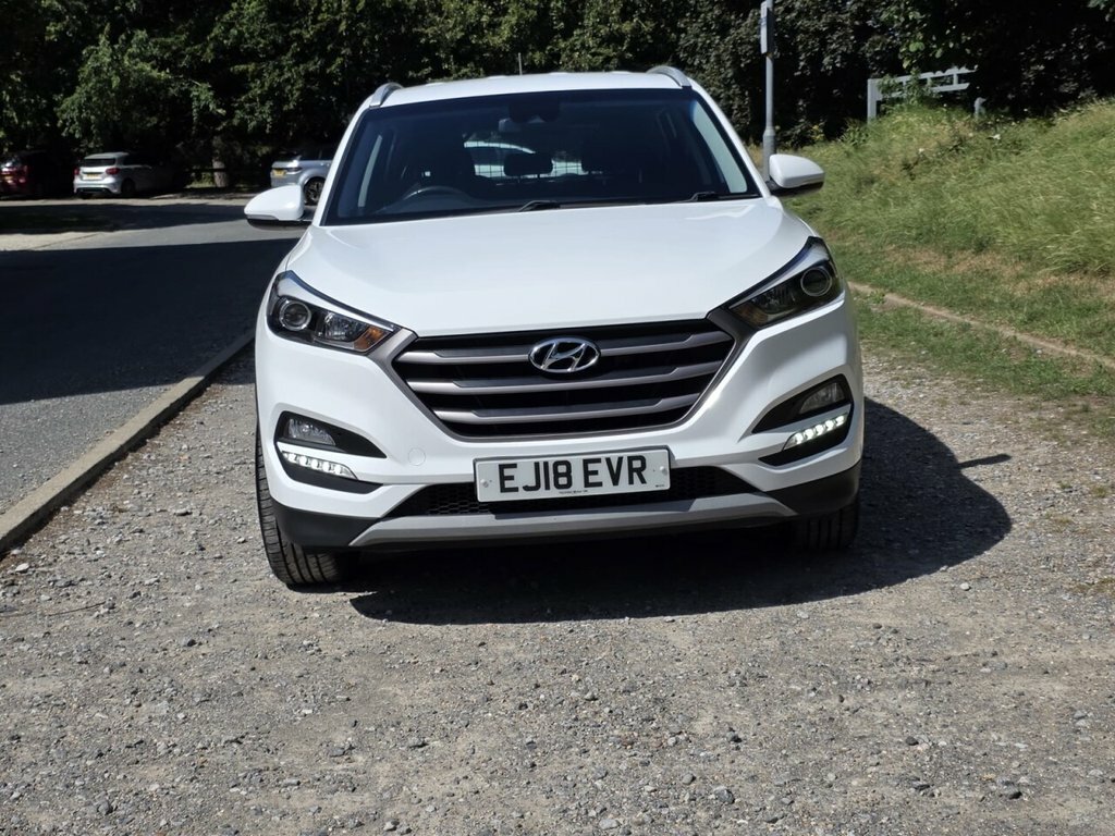 Hyundai Tucson 2L Se Nav White #6