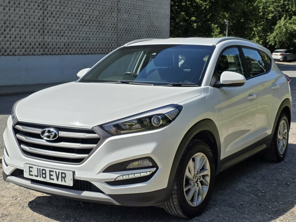 Hyundai Tucson 2L Se Nav White #2