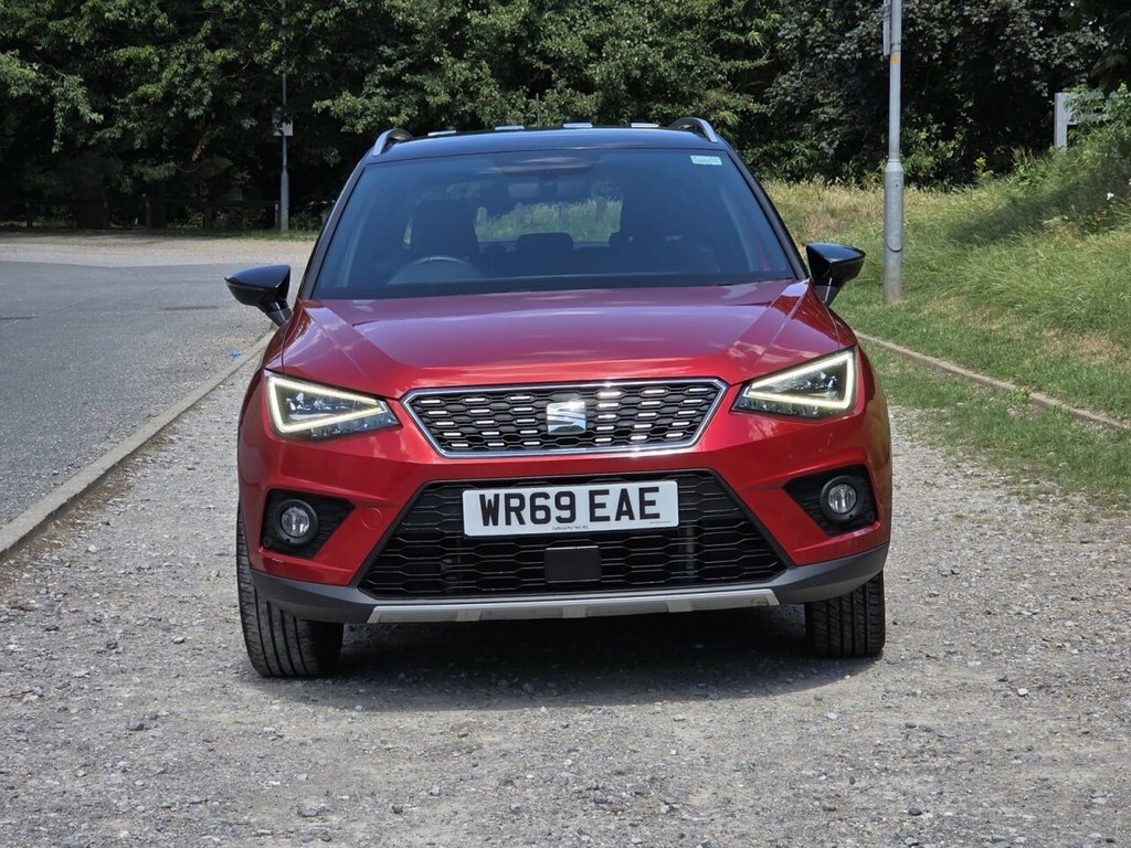 Seat Arona 1L Xcellence Lux Red