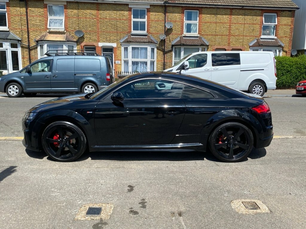 Audi TT 2L S Line AG19NXF Black #3