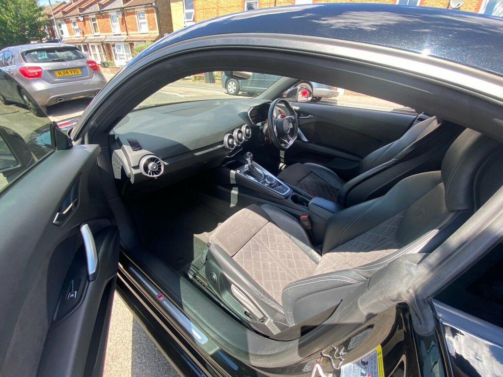 Audi TT 2L S Line AG19NXF Black #5