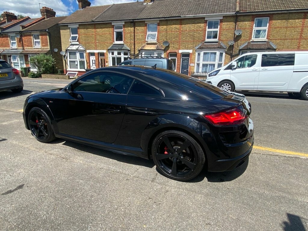 Audi TT 2L S Line AG19NXF Black #4