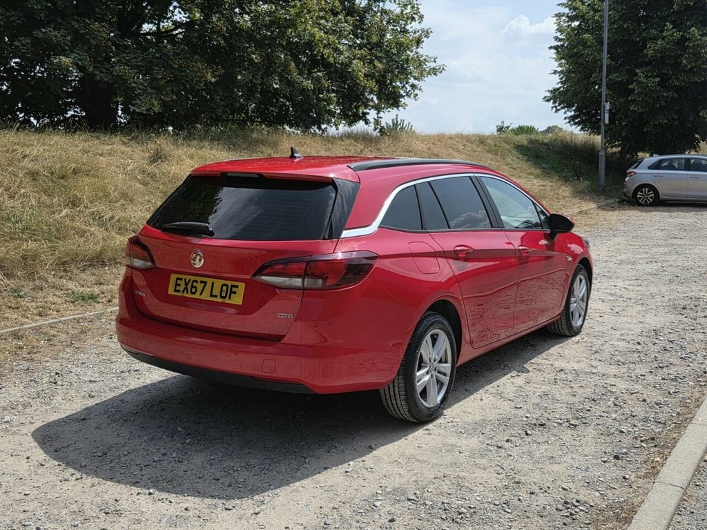 Vauxhall Astra 1.6L Tech Line Nav EX67LOF Red #5